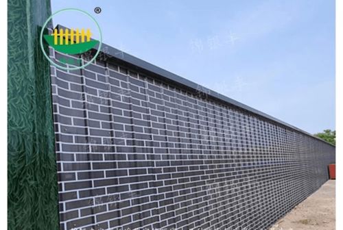 工地围挡与护栏设施的应用与重要性 以新乡、商丘、洛阳为例