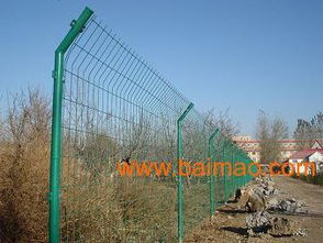 安平云鹏网栏厂 优质护栏网批发供应商